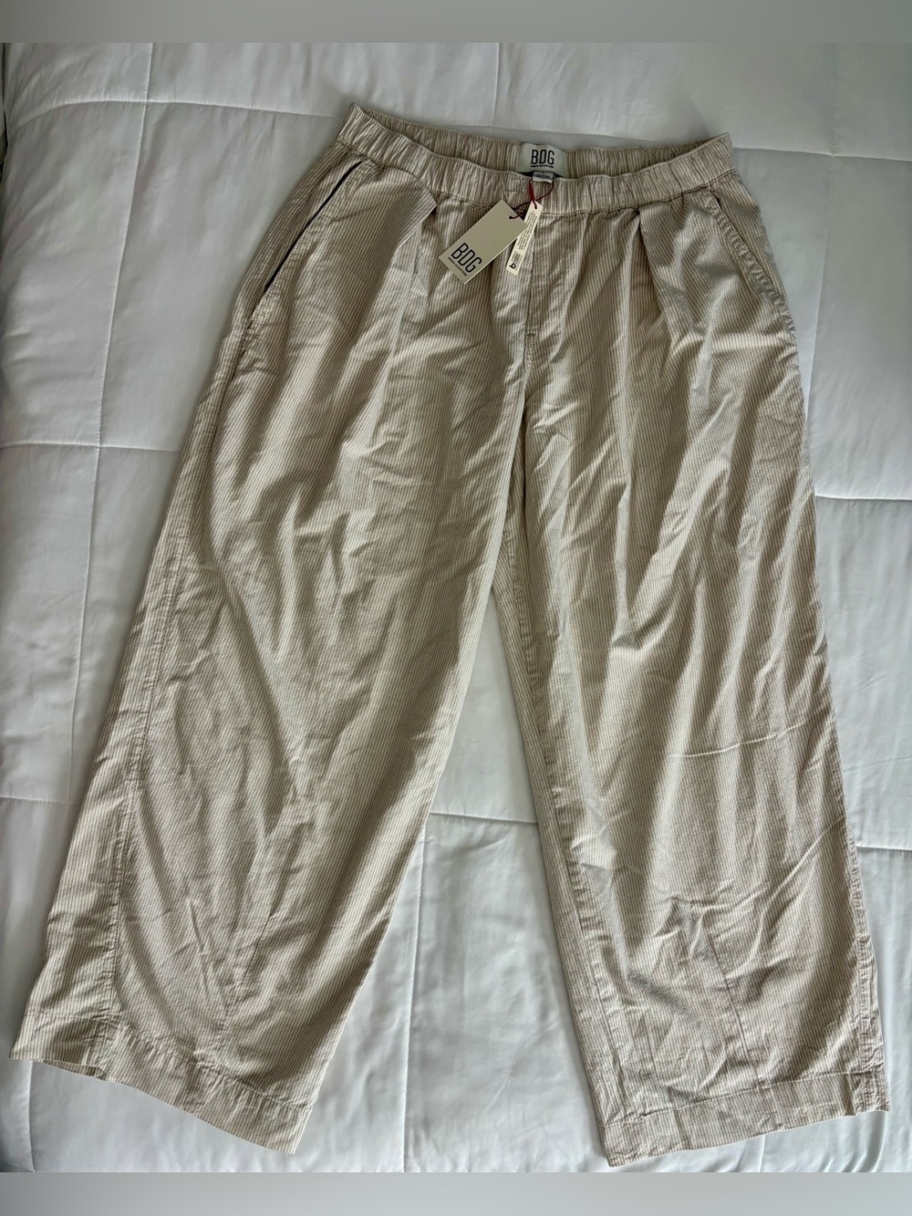 Urban Outfitters Bobbi Stripe Cocoon Wide Leg Trousers Size L NWT